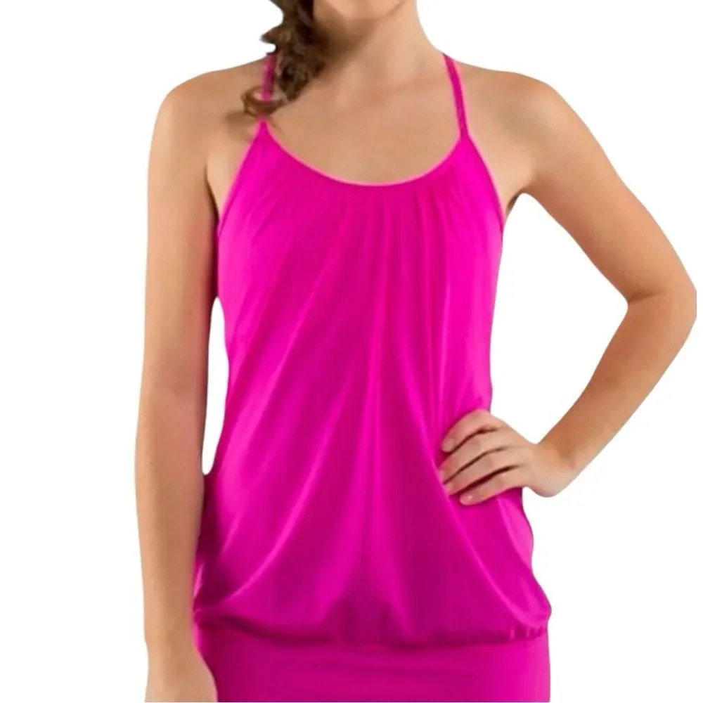 Lululemon No Limits tank with built in bra, size 8. Magenta pink. No pads